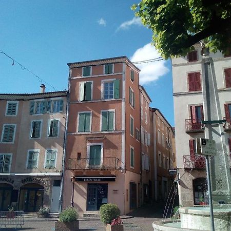 Le C De Privas 2 Chambres Au Coeur De La Ville Exterior foto