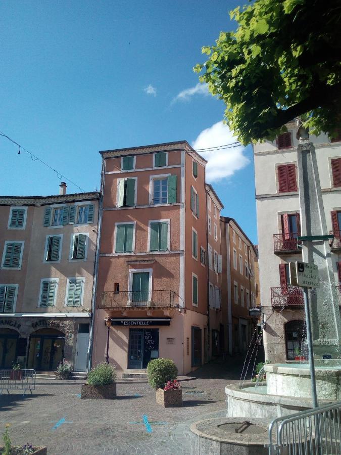 Le C De Privas 2 Chambres Au Coeur De La Ville Exterior foto
